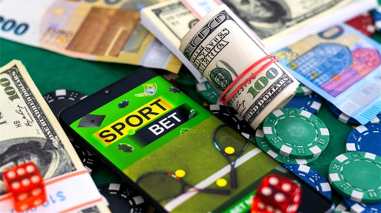 Best poker strategies for experienced players 2025